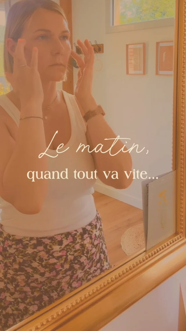 Le matin, quand tout va vite…
Offre-toi 60 secondes pour réveiller ton visage.

3 gestes simples et dynamiques: tapotements,  castagnettes, lifts.

Pour réveiller l’ossature et la musculature;
Pour faire circuler les fluides & l’énergie;
Pour éclairer le visage en douceur.

Enregistre pour reproduire ces gestes demain, après-demain… Pour que ces quelques secondes rendent tes matins plus doux.☁️

#facialistecorse 
#facialiste 
#soinsconscients 
#soinsauxplantes 
#beauteengagee 
#soinsholistiques 
#soinsengagés 
#slowcosmetique
#automassage 
#facemassage